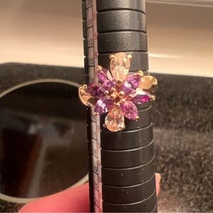 Elegant Vintage 12k TBE Amethyst Floral Ring